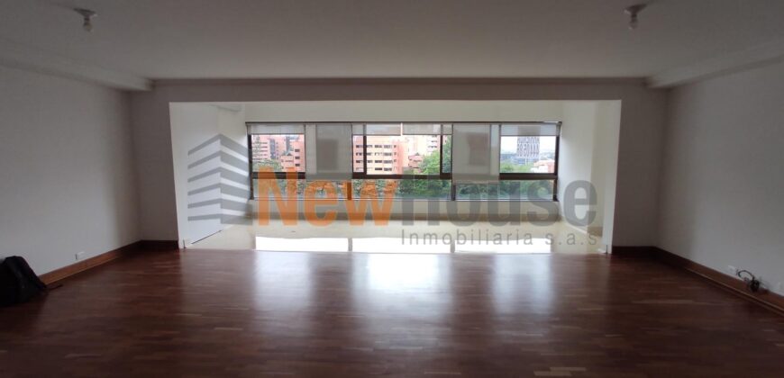 Apartamento- Poblado – Patio Bonito