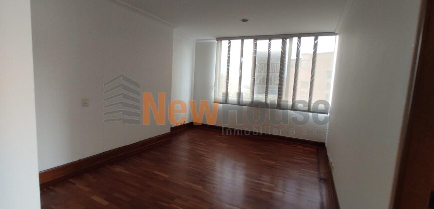 Apartamento- Poblado – Patio Bonito