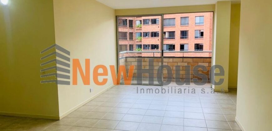 Apartamento – Poblado – Patio Bonito