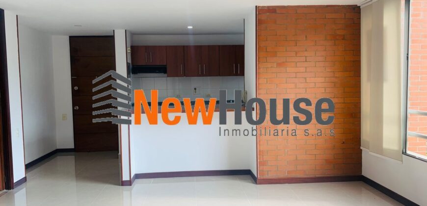 Apartamento – Poblado – patio bonito